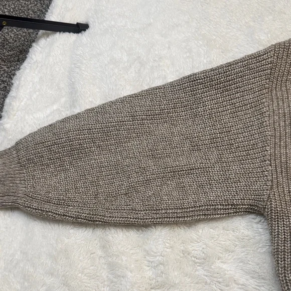 Cozy Brown Turtleneck Sweater - Picture 2 of 4